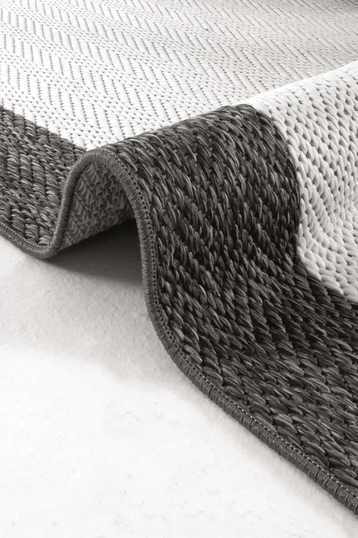 Dekorenti Lora 3203 Antrasit - Çerçeveli Modern Pamuk Tabanlı Polyester Halı