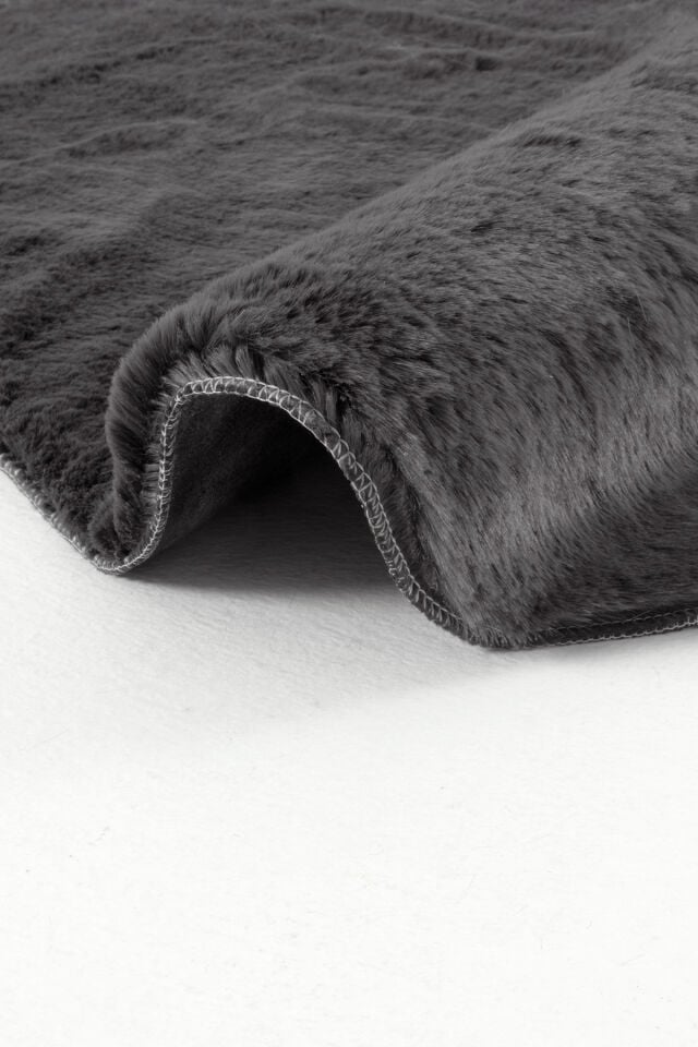 Dekorenti Wonder  9704 Antrasit Peluş Halı – Post Şıklığıyla Derin Konfor