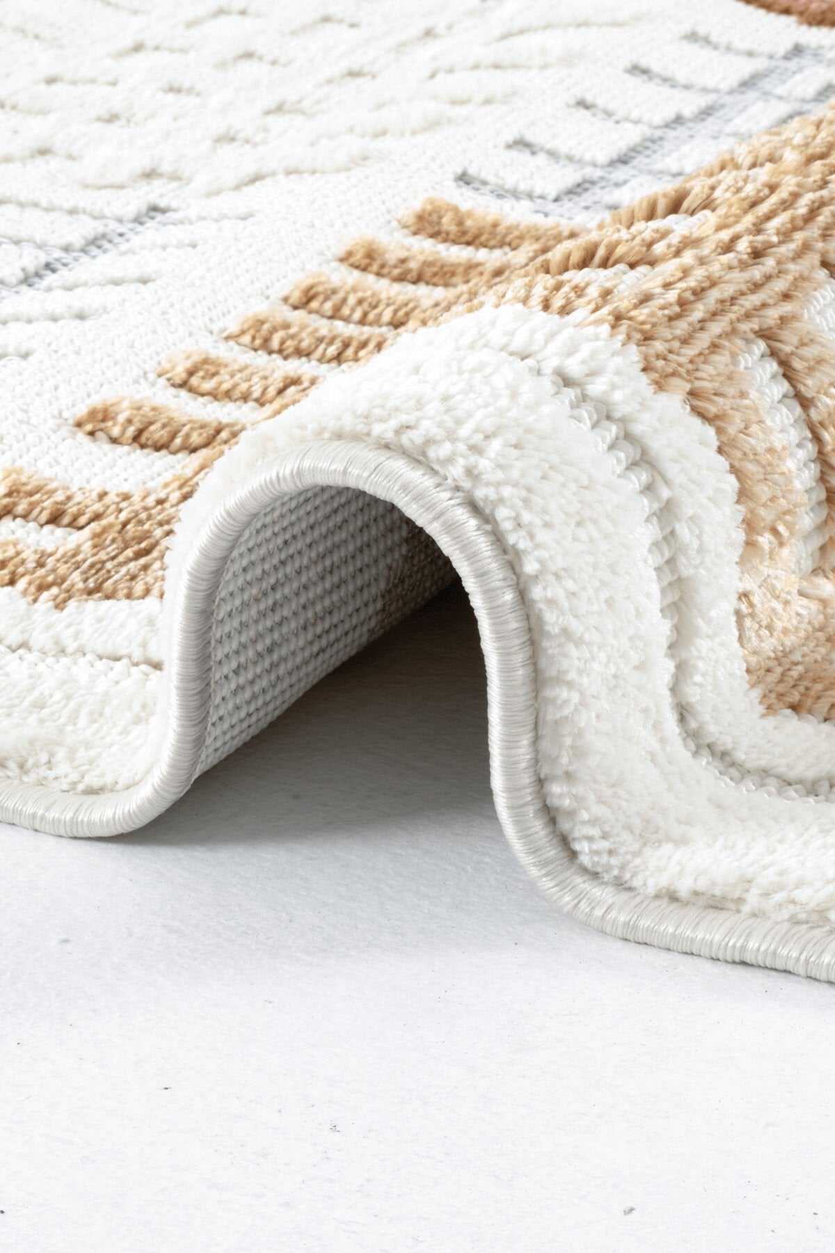 Dekorenti Polo 7808 Multi - Modern Dokulu Kare Desenli Örgü Saçaklı Halı