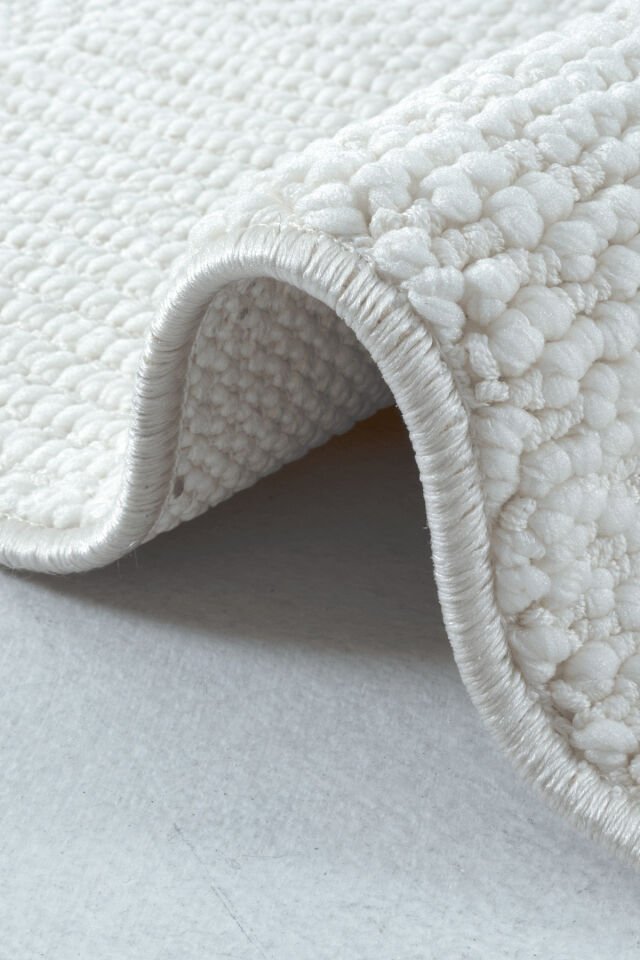 Piana 1114 Beyaz - Modern Çizgilerle Şekillenmiş Beyaz Halı