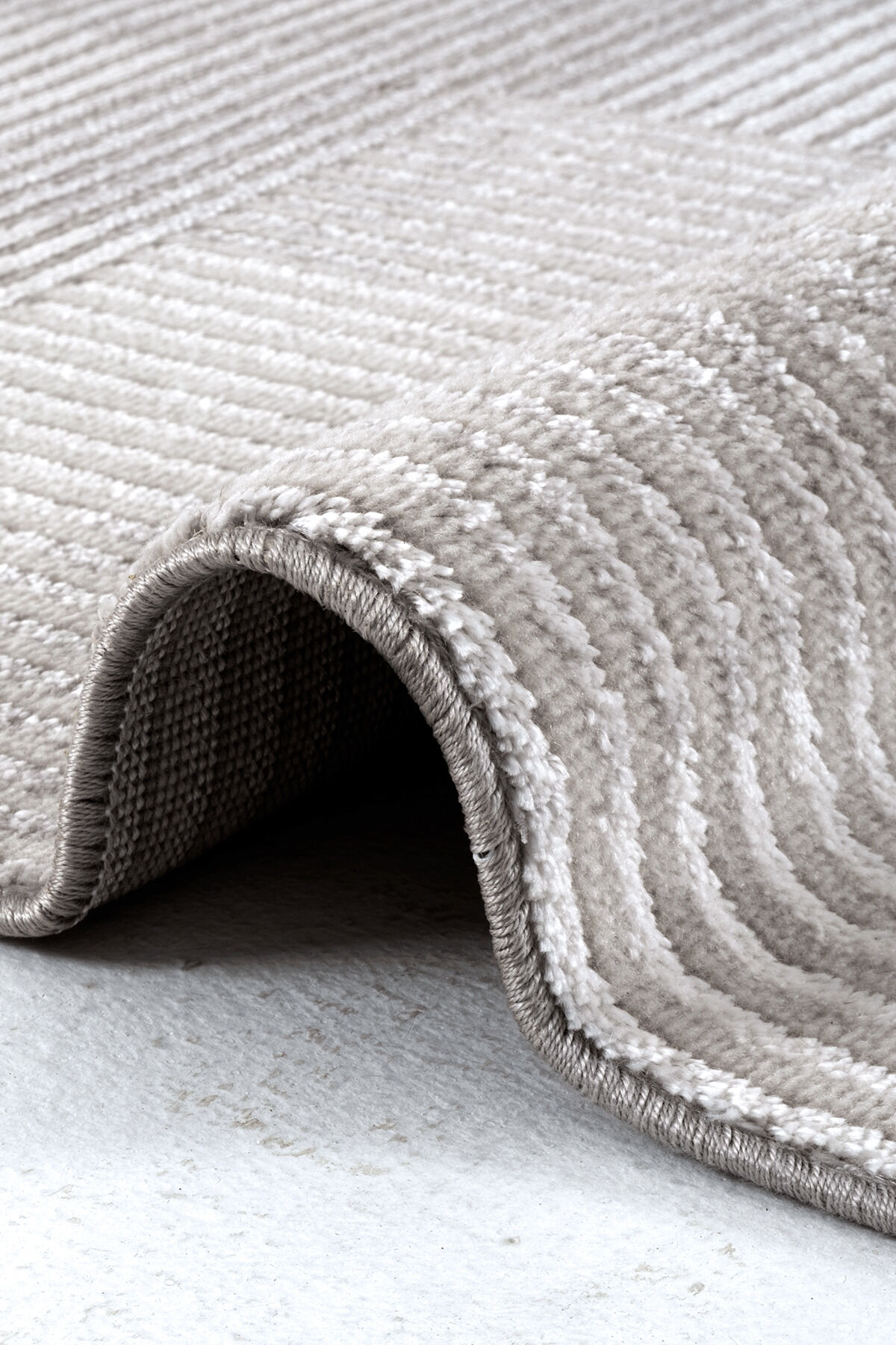 Enti Thema 9414 Gri - Modern Geometrik Çizgili Akrilik Halı